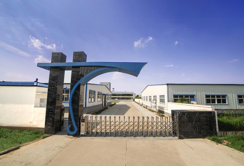 淄博新藝包裝制品取得可定點(diǎn)分切塑料包裝膜裝置專利，避免塑料包裝膜的切口產(chǎn)生褶皺:塑料包裝